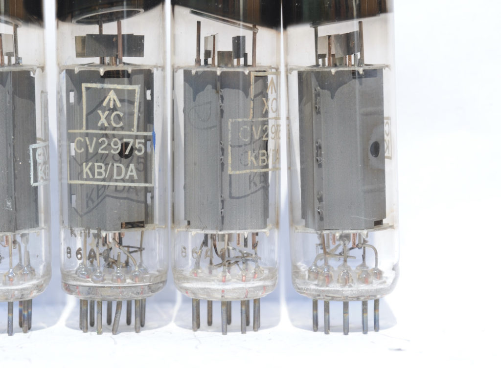 EL84 Mullard special version on glass CV2975 KB/DA km rx1 on glass rare ...