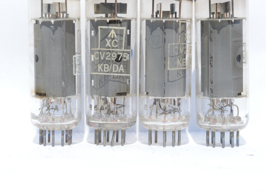 EL84 Mullard special version on glass CV2975 KB/DA km rx1 on glass rare ...