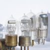 R Type Philips IDEEZET Helikon Populair radio receiving and transmitting valves metal base top pip - Image 5